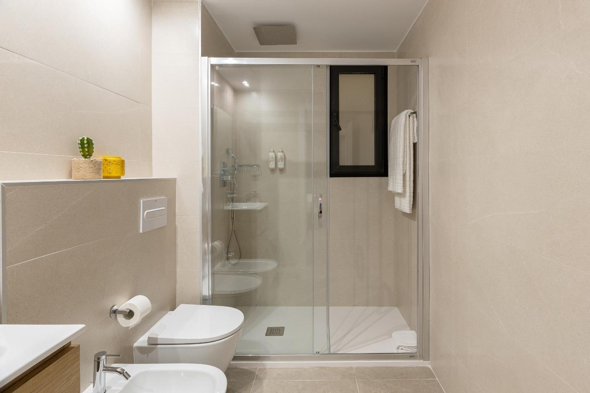 Cosmo Apartments Consell De Cent - Plaza Universitat Barcelona Luaran gambar