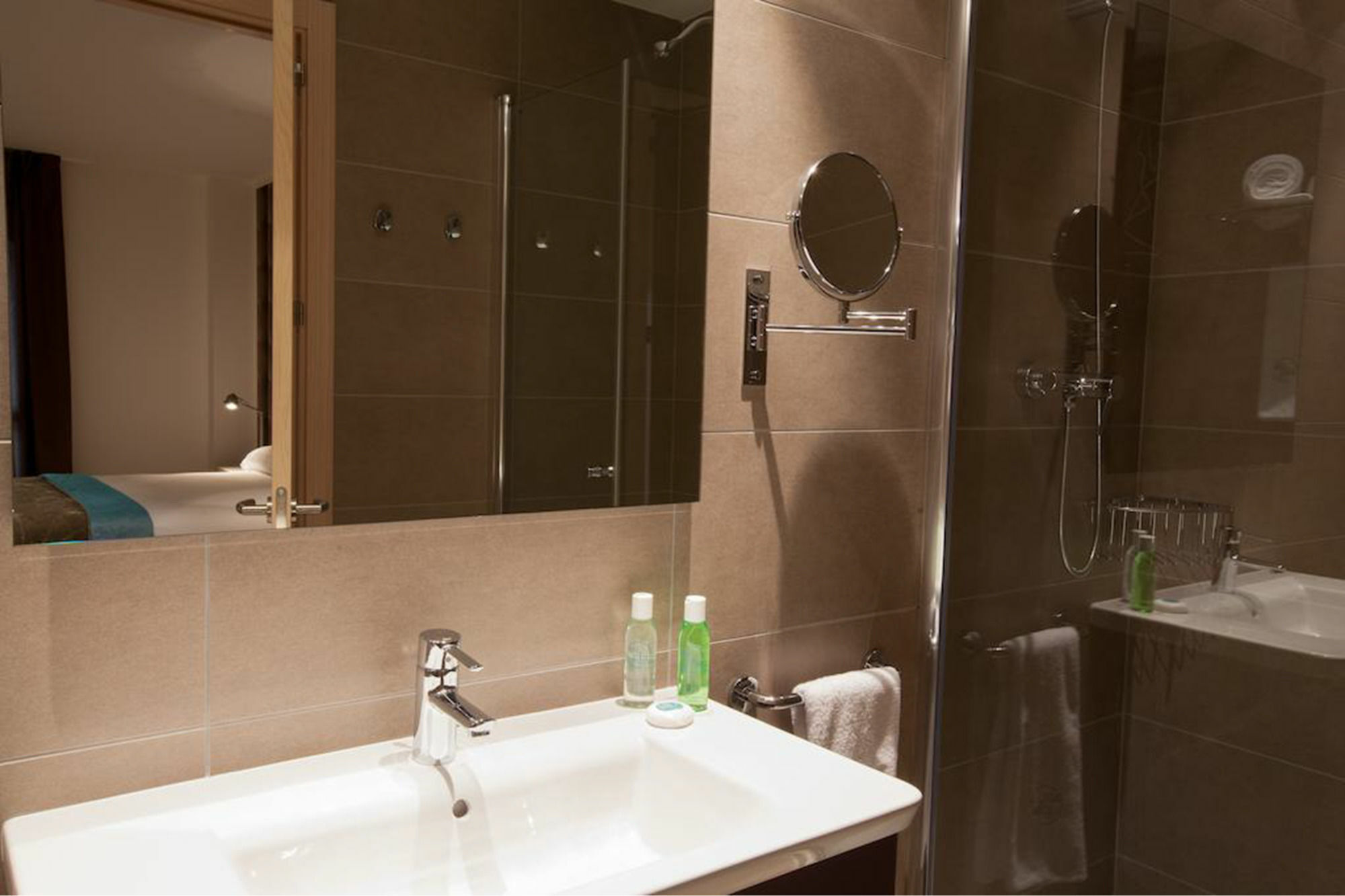 Cosmo Apartments Consell De Cent - Plaza Universitat Barcelona Luaran gambar
