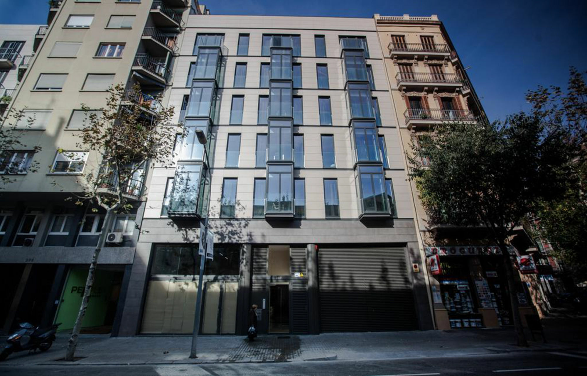 Cosmo Apartments Consell De Cent - Plaza Universitat Barcelona Luaran gambar